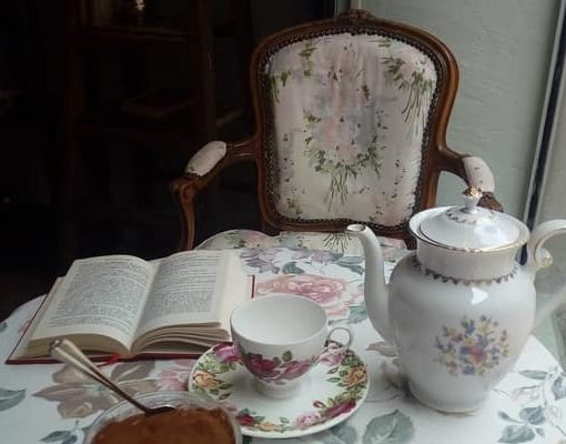 Livre et thé